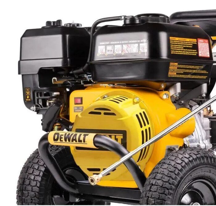 4400 PSI 4.0 GPM Gas Cold Water Pressure Washer with DEWALT 420cc Engine - Image 4