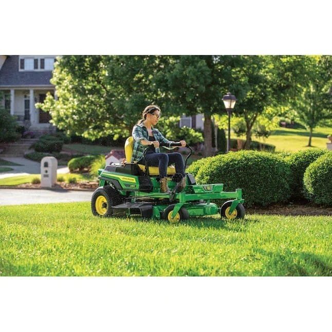 img-1746 John Deere Z315E ZTrak 42-in 20-HP V-twin Zero-turn Lawn Mower - Image 8